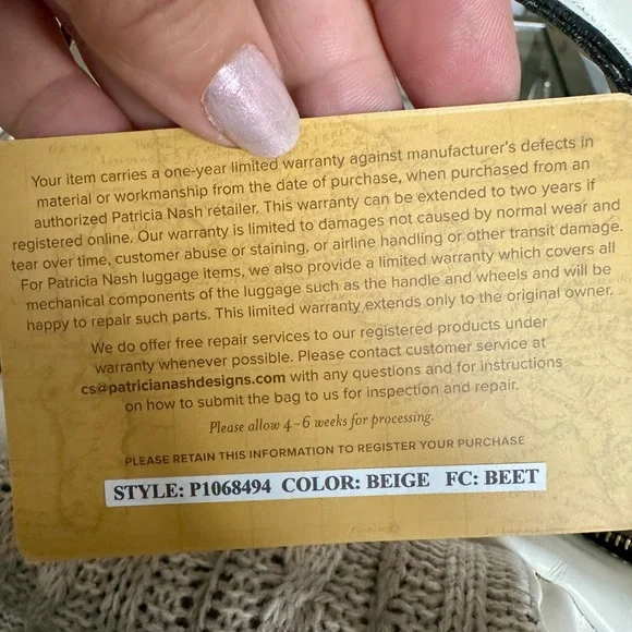 Patricia Nash White and Gray Shoulder Bag with Knit Texture - Picture 6 of 11